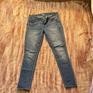Old Navy Women's Skinny Jeans in Blue